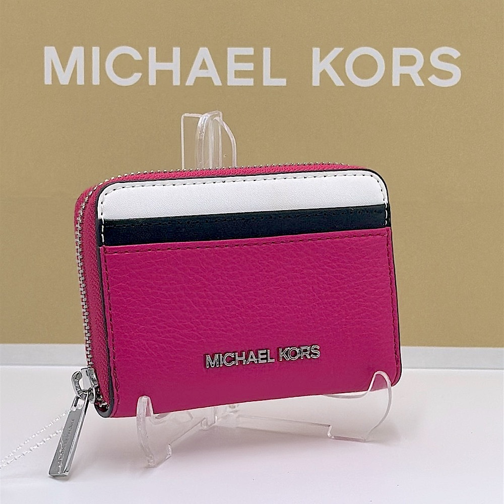 Michael Kors Jet Set Travel Medium Color-Block Wallet
DRAGONFRUIT MULTI
NWT